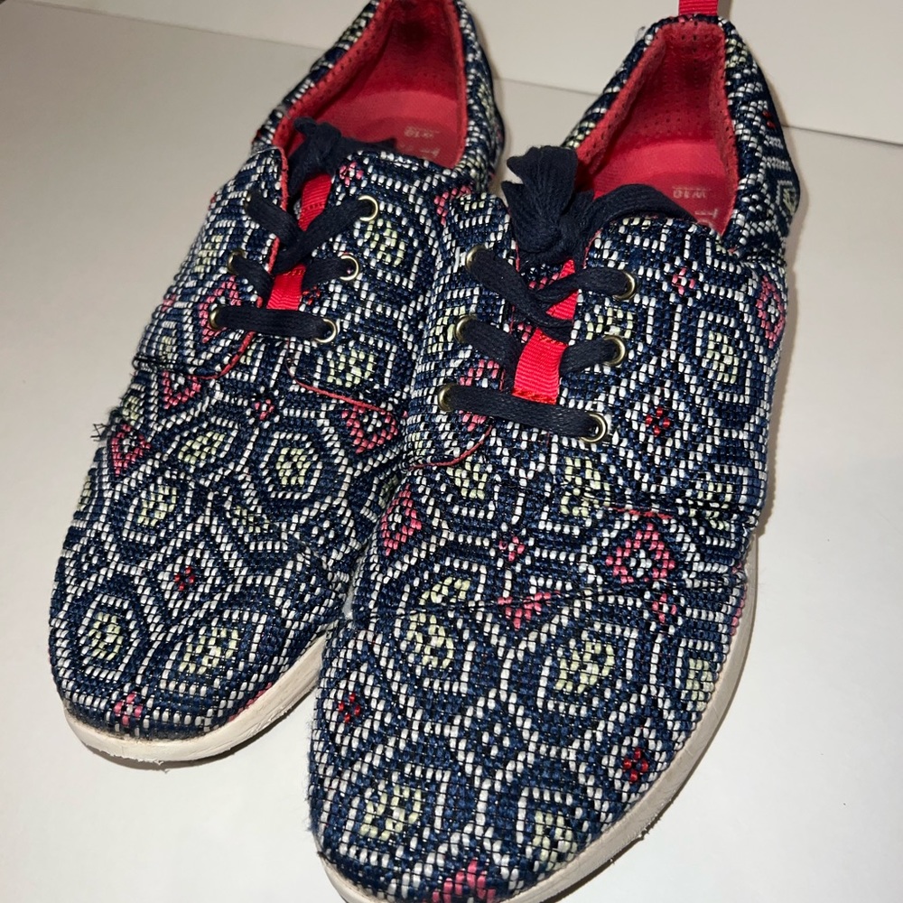Toms Sneakers